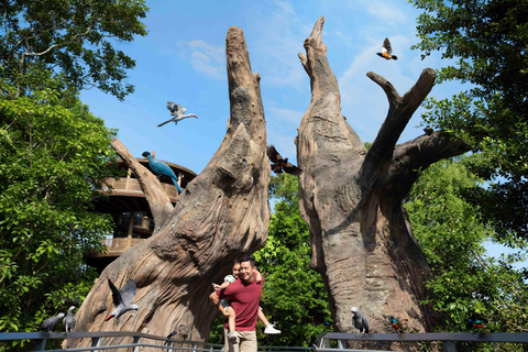 Singapore: Bird Paradise Entry Ticket with Hotel Transfer
