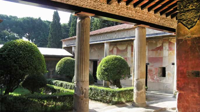 discover pompeii guided walking tour of the buried city