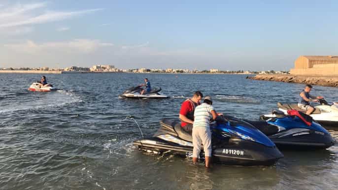 abu dhabi 1hour jet ski rental