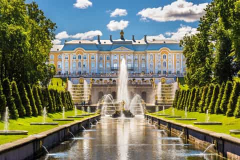 5-Hour Private Peterhof Palace & Parks Tour