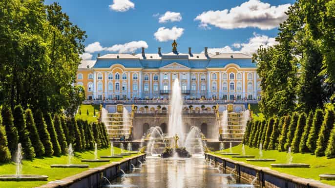 5hour private peterhof palace parks tour