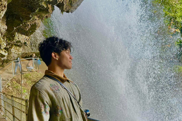 Interlaken: Bootsfahrt zu den Giessbachfällen &amp; Wanderung zum Iseltwald