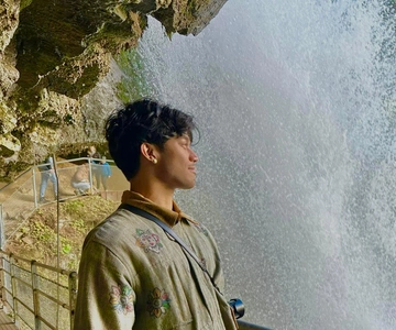 Interlaken: Excursión en barco a las cataratas de Giessbach y excursión a Iseltwald
