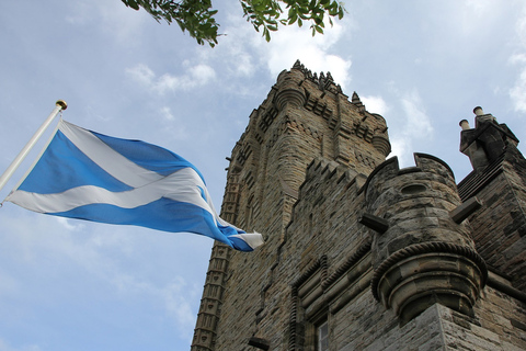 Desde Glasgow: 2 días Eilean Donan, Loch Ness y GlenfinnanExcursión con alojamiento en habitación individual