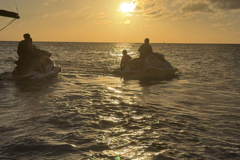 Saint Martin: Sunset Jet Skiing in Happy Bay Saint Martin: Sunset on a Jet Ski in Happy Bay