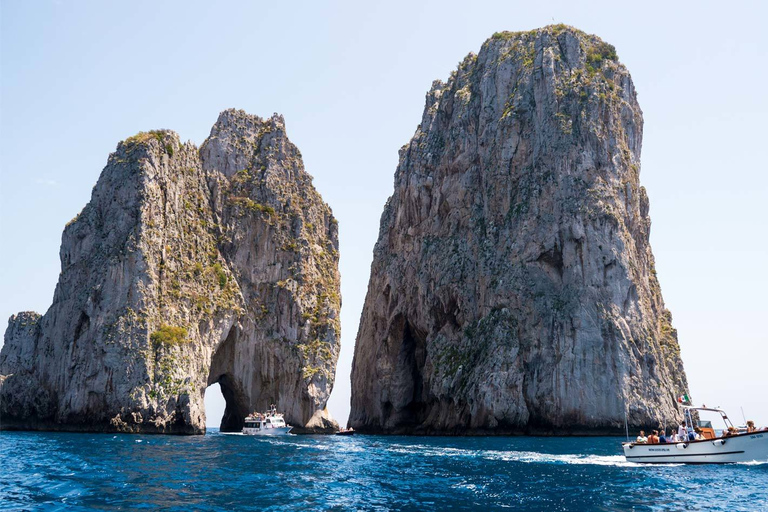 Viaje de día a Capri desde Nápoles con almuerzo de 3 platos