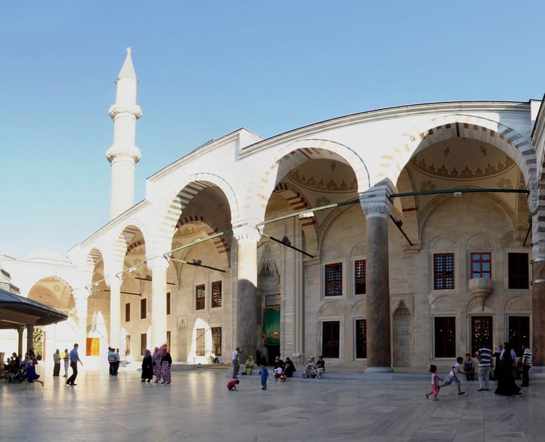 Tour de 3 horas con entrada al distrito Fatih de Estambul - Hizvo