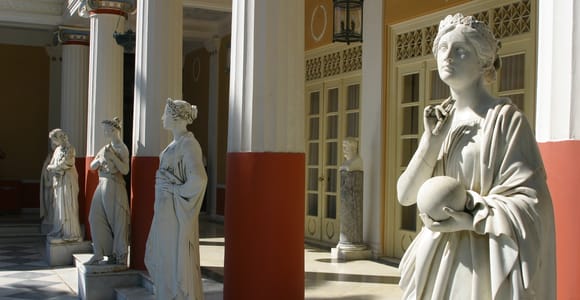 Corfu Island: Old Town and Achilleion Palace Coach Tour