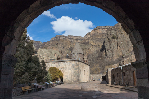 Kotayk: Day Tour to Garni and Geghard