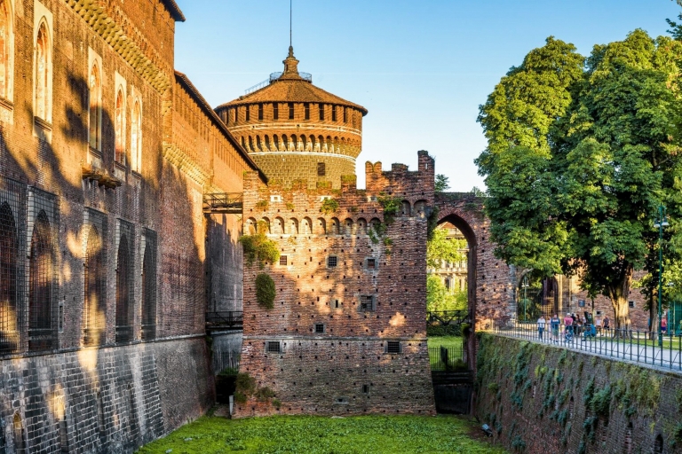 Milan: billet d'entrée au château des Sforza et visite audio guidéeMilan: billet d'entrée au château des Sforza et visite audio autoguidée