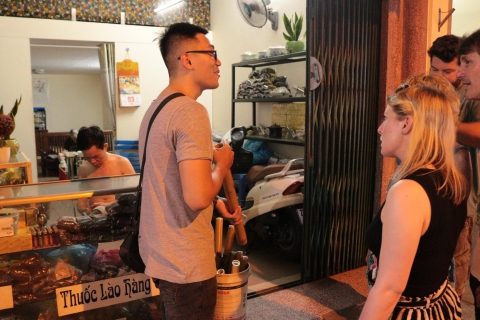 Découvrez la cuisine de rue de Hanoi de nuit