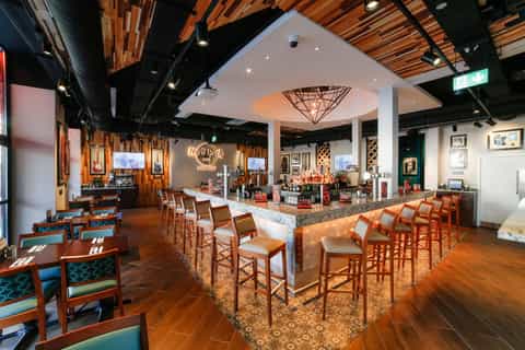 Hard Rock Café Antuérpia: Reserva Prioritária com Menus