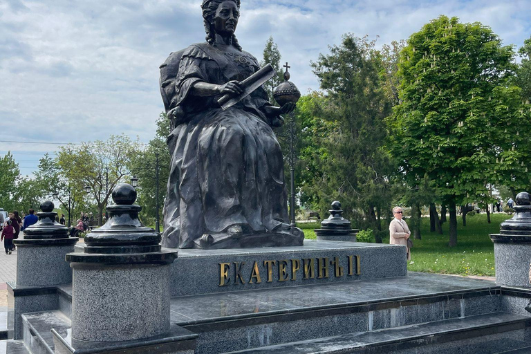 A Journey through Communism: Transnistria Group Day Tour