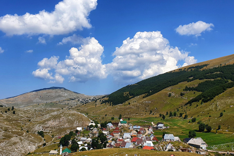 From Sarajevo: Offroad 4x4 Safari tour to Lukomir village