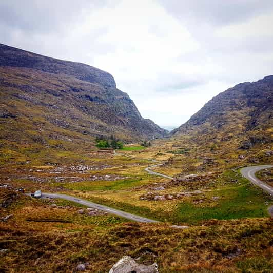 Gap of Dunloe: Guided Boat, Jaunting Car, and Bus Tour | GetYourGuide