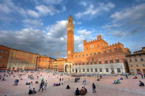 Tuscany: Siena & San Gimignano Full–Day Wine Tour from Rome