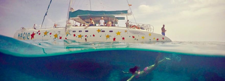 Depuis Rosas : croisière en catamaran jusqu’au Cap de Creus