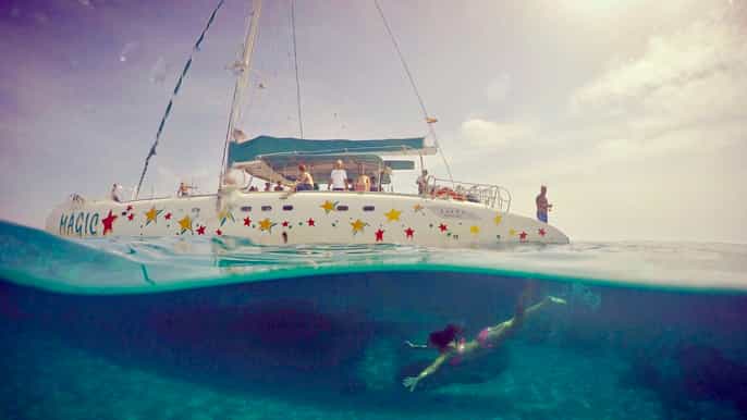 from roses catamaran cruise to cap de creus