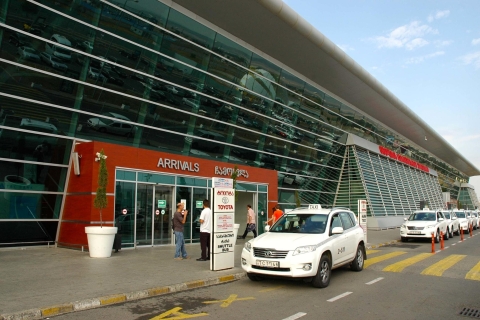 Transfert privé de l'aéroport de TbilissiTransfert aller simple de l'aéroport de Tbilissi à la station de ski de Gudauri