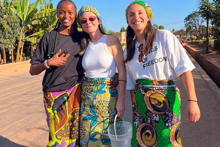 Kamonyi: Rwandan Coffee Farm & Family Cultural Tour