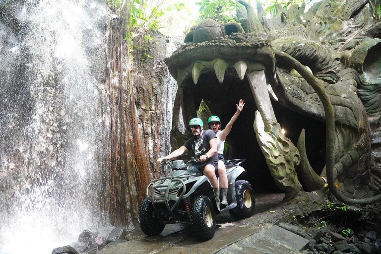 Bali: Ubud ATV rit met waterval drakengrot en lunchEnkele ATV