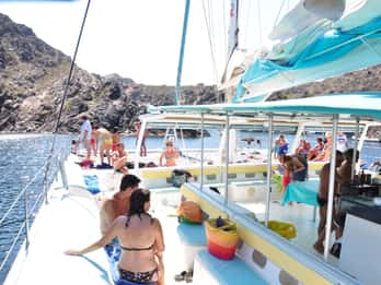 From Roses: Catamaran Cruise Cap Norfeu - CadaquƩs