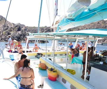 From Roses: Catamaran Cruise Cap Norfeu - Cadaqués