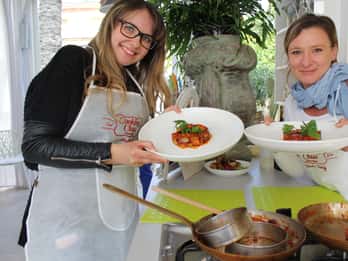 Taormina: Sicilian Cooking Class & Market Tour