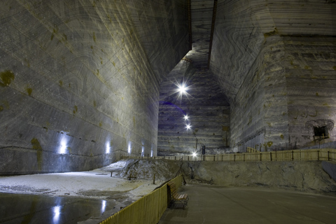 Bucharest: Salt Mine Entrance Ticket and Transfer