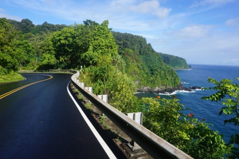 Maui: visite guidée privée à mi-chemin de HanaPropre transport - Point de rencontre