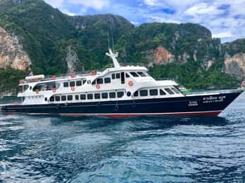 Phuket: Ferry overtocht van/naar Koh Phi Phi