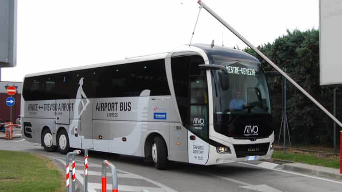 Treviso Airport to Mestre and Venice by Express Bus