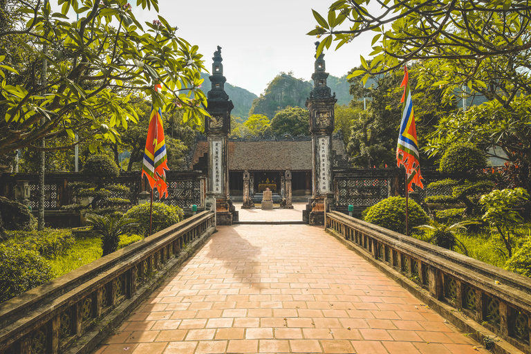 Vanuit Hanoi: 2 dagen Ninh Binh en Hoa Lu met kleine groep