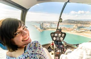 Barcelona: Hubschrauberflug & Transfer vom Heliport zum Boot
