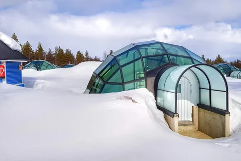 Tour privado con guía De Rovaniemi a Kakslauttanen /Saariselka