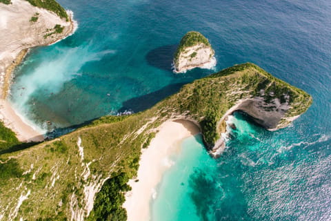 Bali: Private Nusa Penida Day Tour with Jet Ski & Sea Walker
