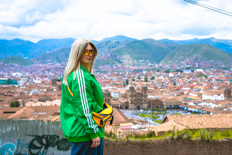 Cusco: Guided City Walking Tour with Photoshoot + dron video