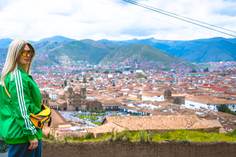 Cusco: Guided City Walking Tour with Photoshoot + dron video
