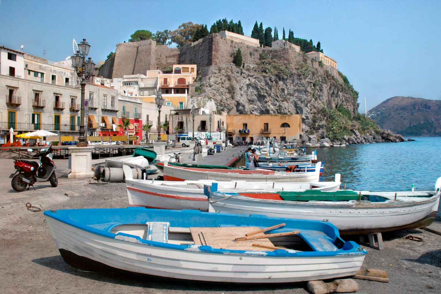 Ab Taormina: Bootsfahrt nach Lipari und Vulcano