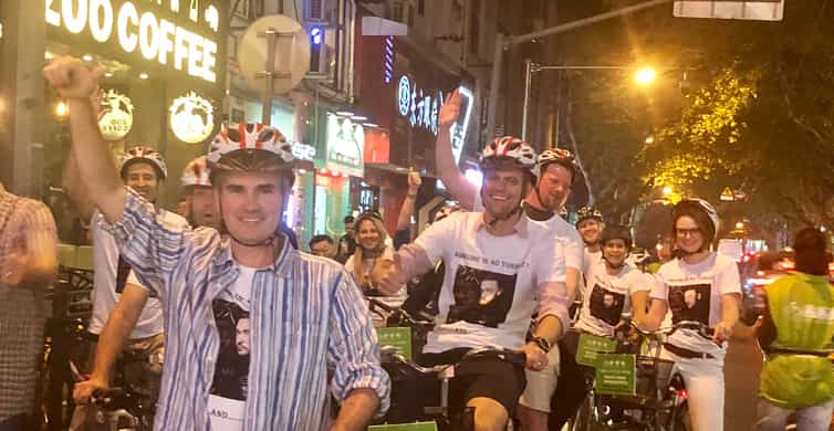 Shanghai Charming Night Small Group Bike Tour photo 9