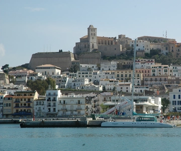 Ibiza: Full-Day Excursion and Visit to a Hippy Market