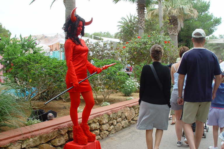 Ibiza : Mercadillo Hippie Las Dalias nocturno