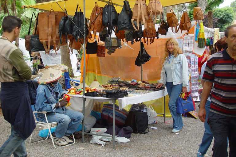 Ibiza: Mercadillo Hippie Las Dalias noturnoIbiza: Mercadillo Hippie Las Dalias nocturno