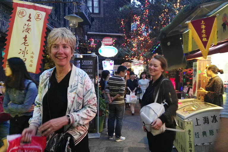 Shanghai: Herb Market, Taoist Temple and Tai Chi Bike Tour