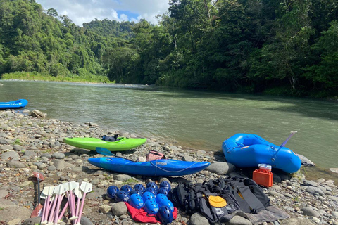 From San José: Pacuare River Rafting Day Trip with Lunch