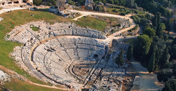 From Taormina: Guided Tour of Syracuse and Ortygia Island