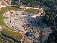 Da Taormina, visita guidata di Siracusa per un giorno intero - Hizvo