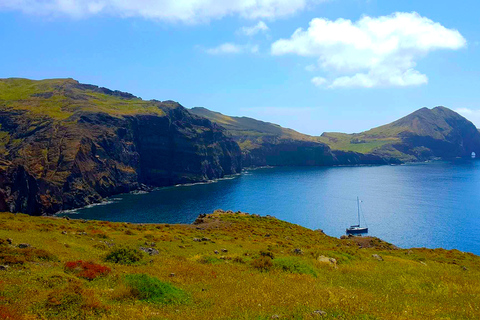 Ponta de São Lourenço / Caniçal: dagwandeling vanuit FunchalDesertas-eilanden: vulkaanwandeling over een dag vanuit Funchal