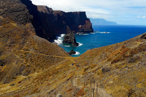 Ponta de São Lourenço / Caniçal: dagwandeling vanuit FunchalDesertas-eilanden: vulkaanwandeling over een dag vanuit Funchal