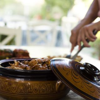 Naxos: Naxos: Puolipäiväinen ruoanlaittokurssi Basiliko Family Tavernassa.